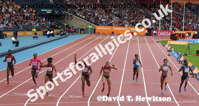 Dafne Scrippers wins the 200 metres Glasgow Diamond League. Photo: David T. Hewitson/Sports for All Pics